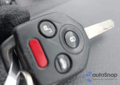 2010 Subaru Legacy 2.5I Premium z USA, uszkodzony, nr VIN 4S3BMCB69A3232628